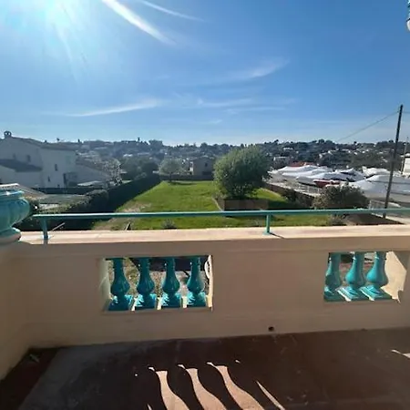 Superbe 4 Pièces Dans De Charme Rénovée Proche Plages Et Centre D'antibes, Côte D'azur Apartamento Antibes